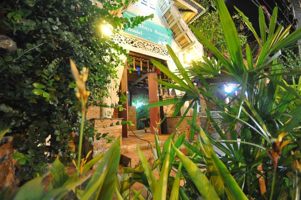 Ayutthaya Bouchic Hostel Exterior foto